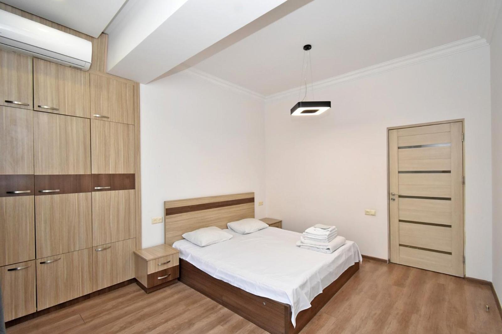 Rent Inn Yerevan On Chaykovski Street 외부 사진